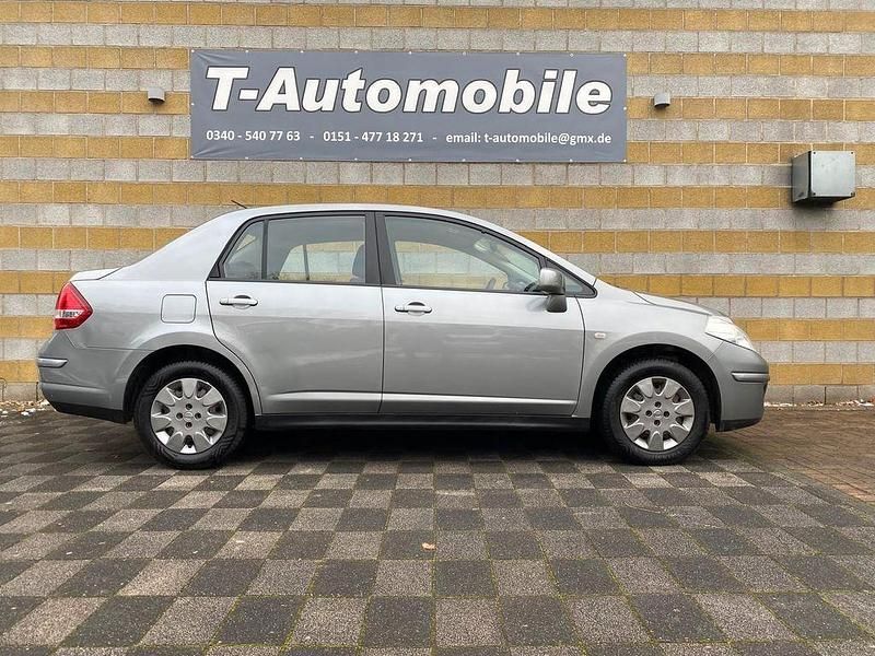 Gebraucht Nissan Tiida 110 PS (80 kW) 2009 Grau Limousine