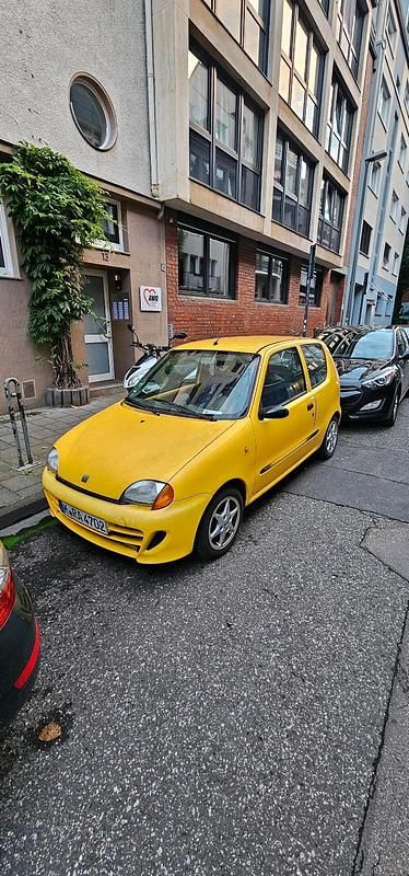 Gelb Gebraucht 1998 Fiat Seicento Kleinwagen | 500 € (Fairer Preis) - Bild 1/4