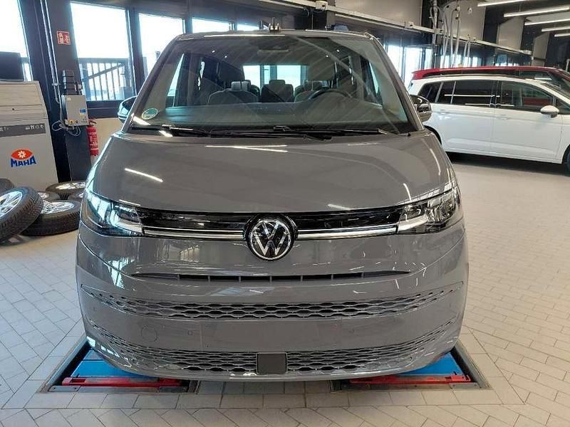 Gebraucht VW Multivan Life 150 PS (110 kW) 2024 Graukeine angabe Van