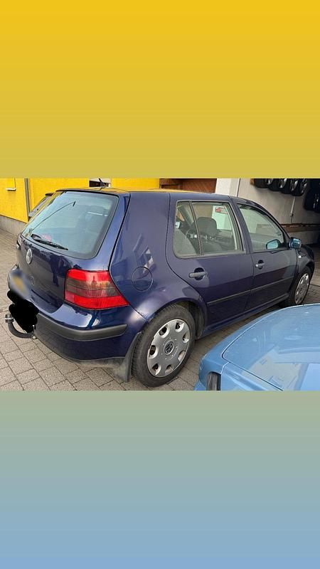Gebraucht VW Golf IV 75 PS (55 kW) 2003 Blau Limousine
