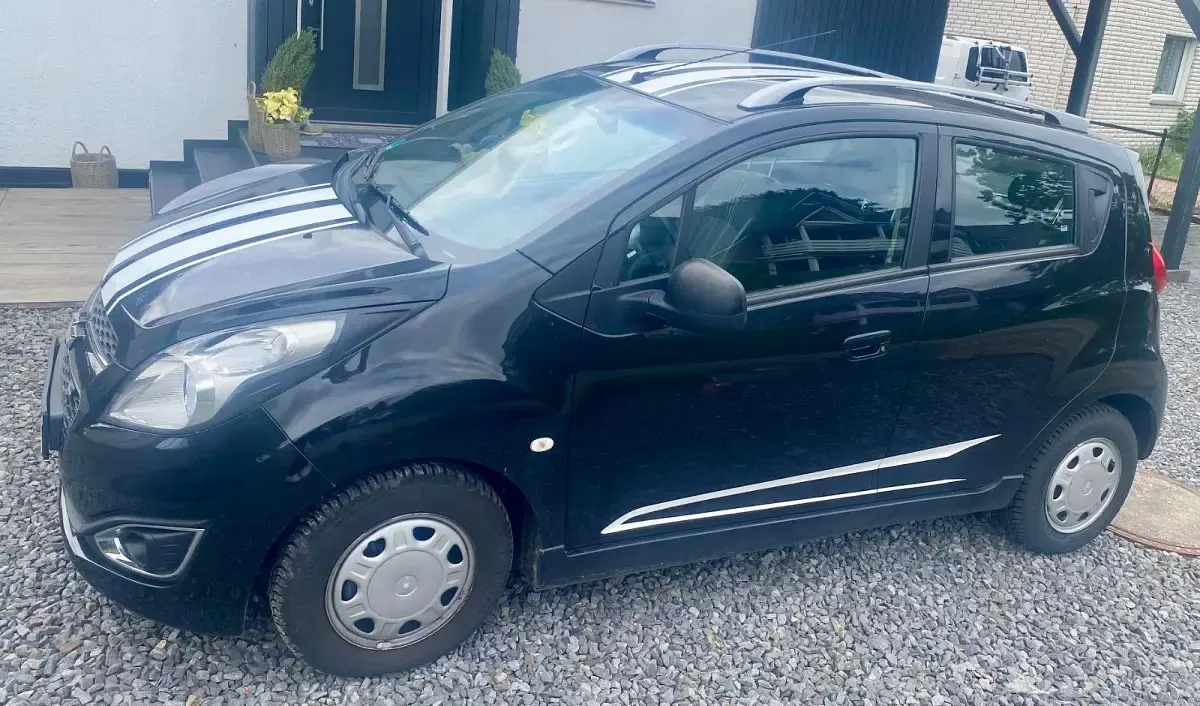 Second-hand Chevrolet Spark LTZ 82 CP (60 kW) 2014 Negru Hatchback