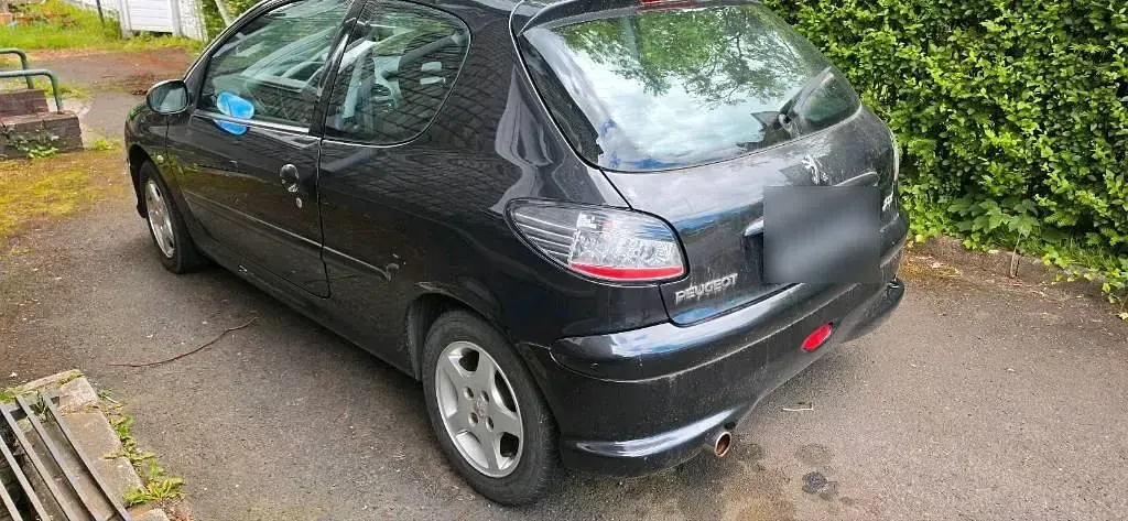 Gebraucht Peugeot 206 60 PS (44 kW) 2006 Schwarz Kleinwagen