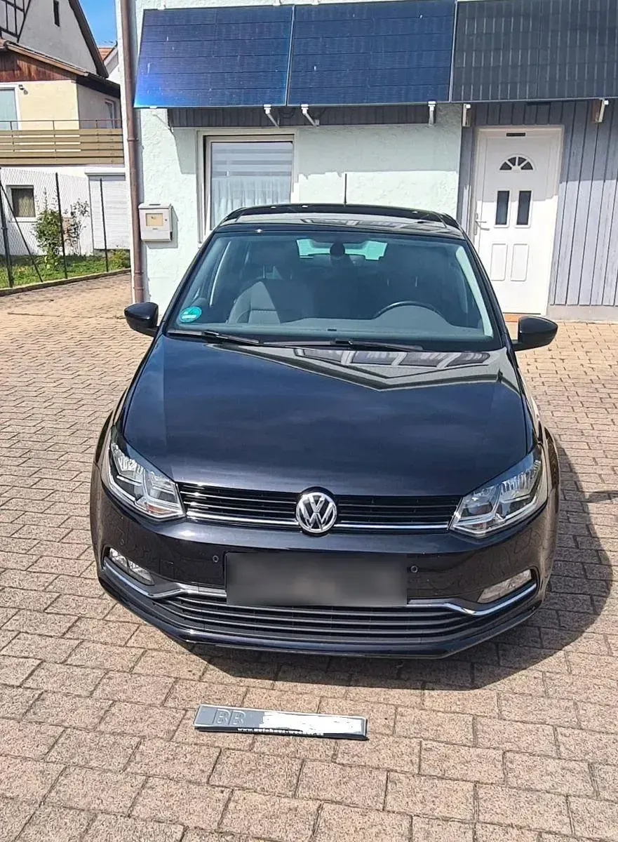 Gebraucht VW Polo 90 PS (66 kW) 2014 Schwarz Limousine