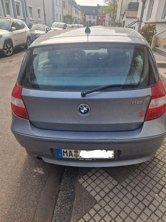 Gebraucht BMW 118 129 PS (94 kW) 2004 Grau Kleinwagen