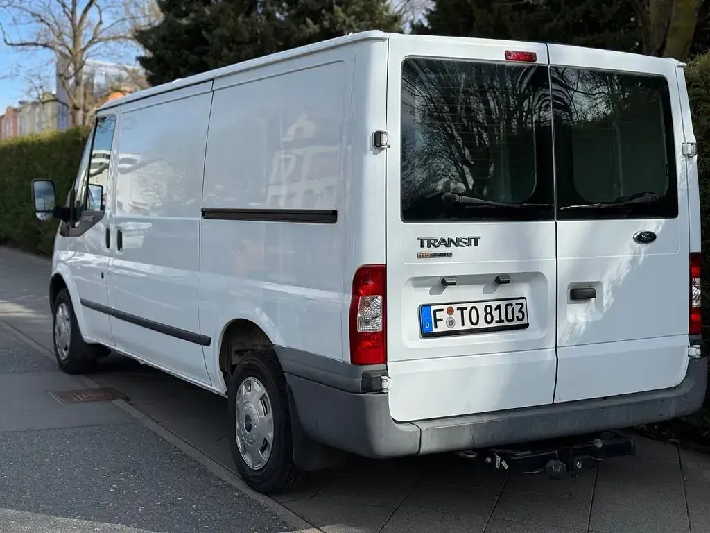 Używany Ford Transit 116 KM (85 kW) 2011 Biały Pickup