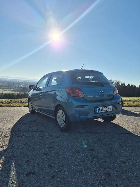 Gebraucht Mitsubishi Space Star 71 PS (52 kW) 2017 Blau Kleinwagen