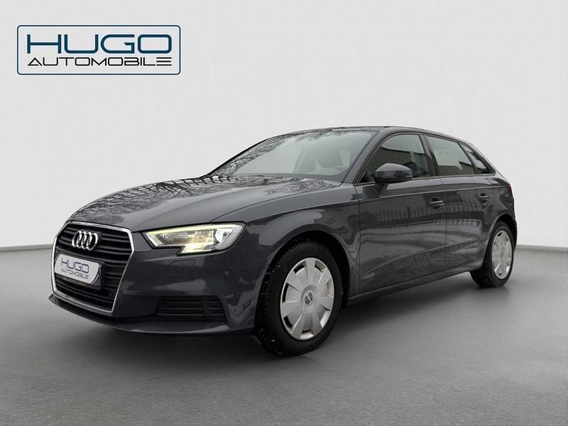 Gebraucht Audi A3 Comfort 150 PS (110 kW) 2019 Grau Limousine