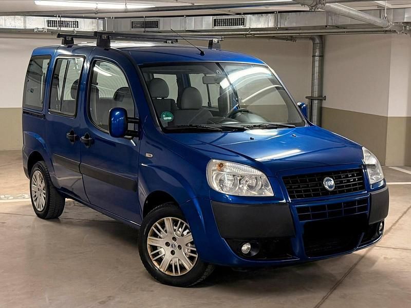 Gebraucht Fiat Doblò 77 PS (56 kW) 2008 Blau Van / Kleinbus