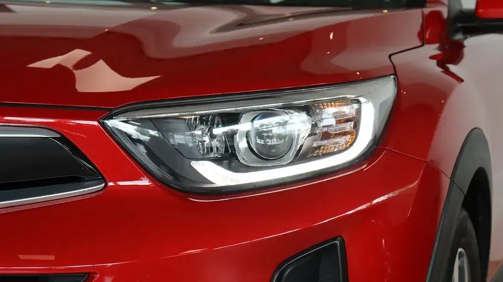 Gebraucht Kia Stonic Vision 101 PS (74 kW) 2023 Rot SUV