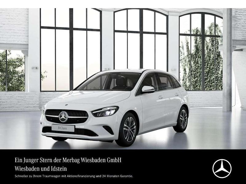 Polarweiß Gebraucht 2024 Mercedes B180 Advanced Van / Kleinbus | 31.290 € (Guter Preis) - Bild 1/4