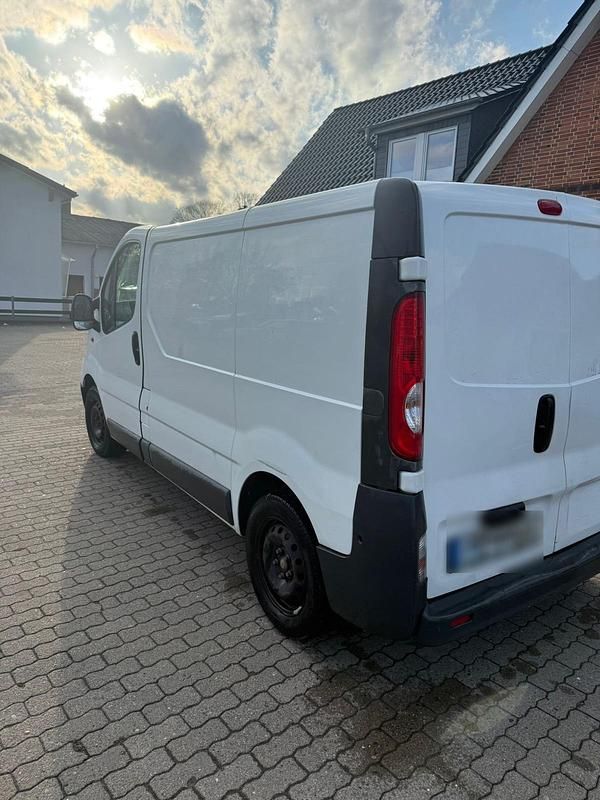 Gebraucht Opel Vivaro 90 PS (66 kW) 2012 Weiß Van / Kleinbus