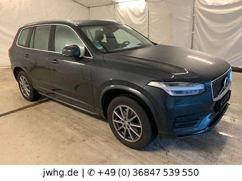 Gebraucht Volvo XC90 Momentum 235 PS (172 kW) 2021 Savile grey SUV