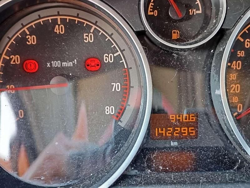 Gebraucht Opel Astra 90 PS (66 kW) 2009 Limousine