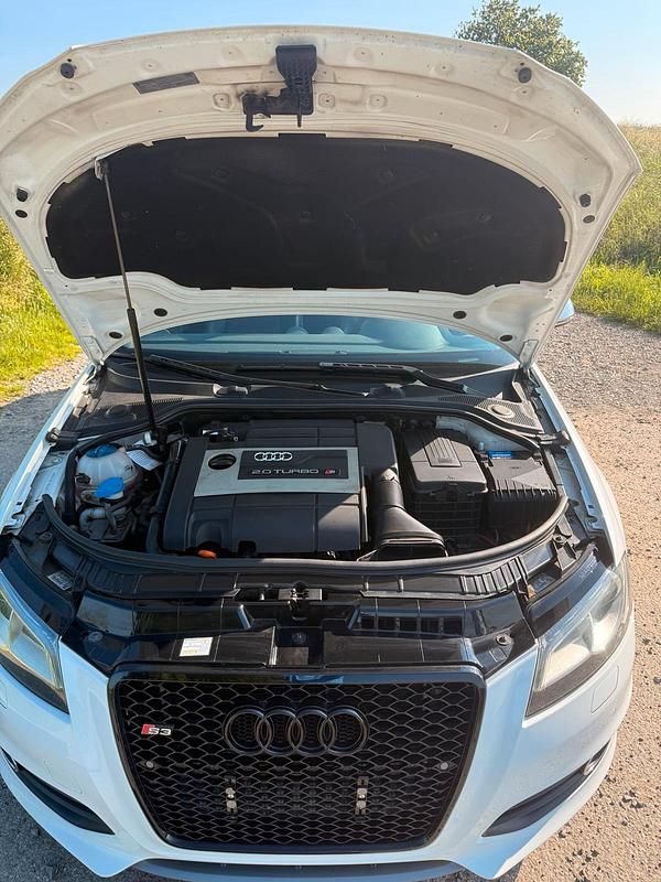 Gebraucht Audi S3 Sportback 265 PS (194 kW) 2008 Weiß Kleinwagen