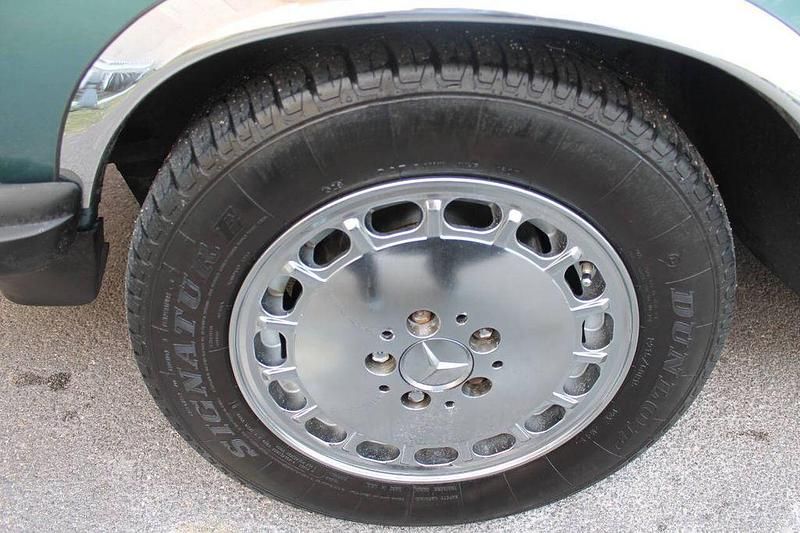 Gebraucht Mercedes SL380 1982 Grün Cabrio