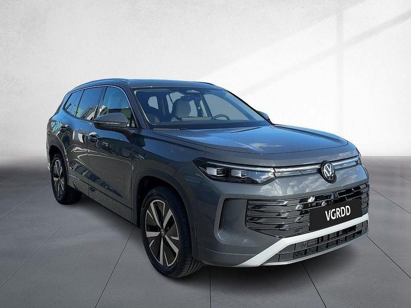 Neu VW Tayron Elegance 193 PS (141 kW) 2026 Grau SUV