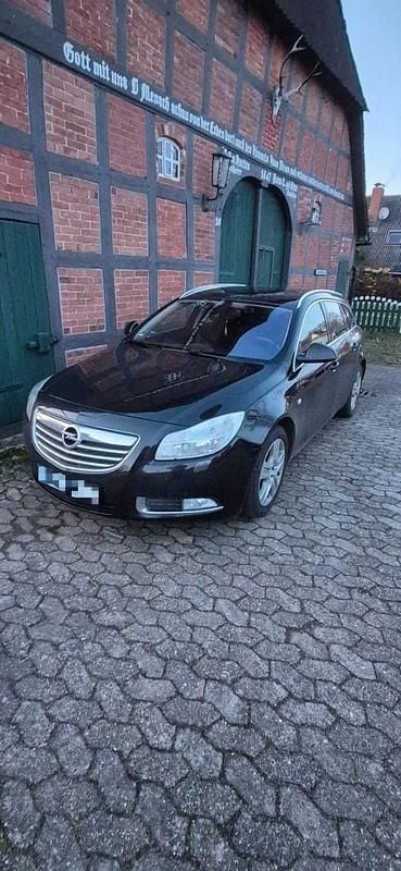 Usado Opel Insignia Innovation 140 HP (102 kW) 2009 Preto Carrinha