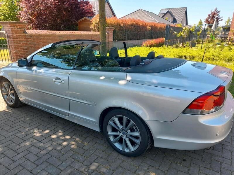 Silber Gebraucht 2010 Volvo C70 Cabrio | 6.900 € (Superpreis) - Bild 1/4
