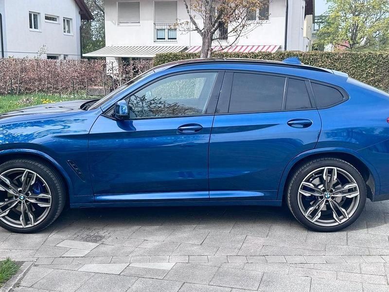 Blau Gebraucht 2020 BMW X4 Shadowline SUV | 41.799 € (Guter Preis) - Bild 1/4