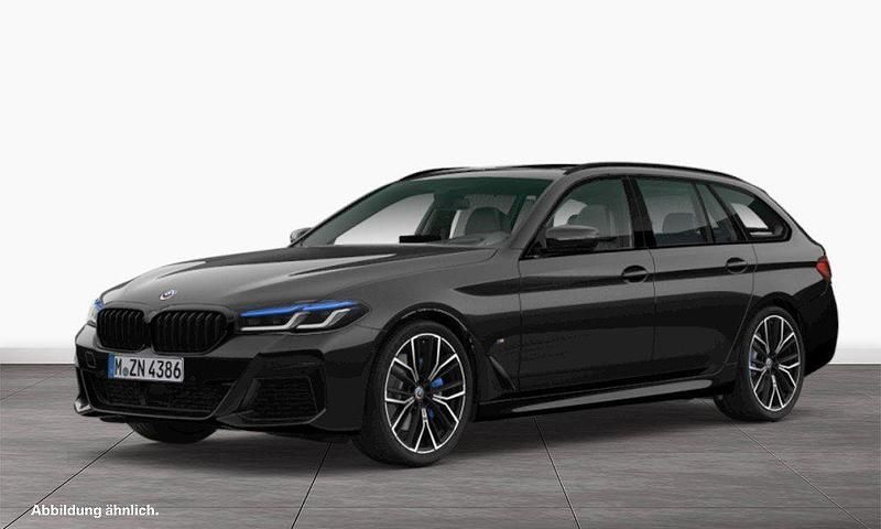 Saphirschwarz Gebraucht 2022 BMW 540 M Sport Kombi | 46.512 € (Etwas zu teuer) - Bild 1/3