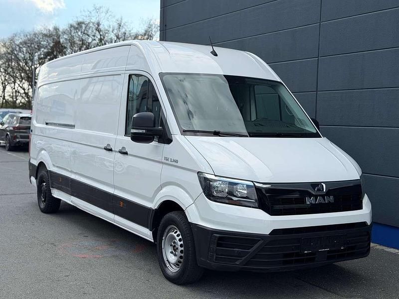 Używany MAN TGE 140 KM (102 kW) 2022 Biały Van