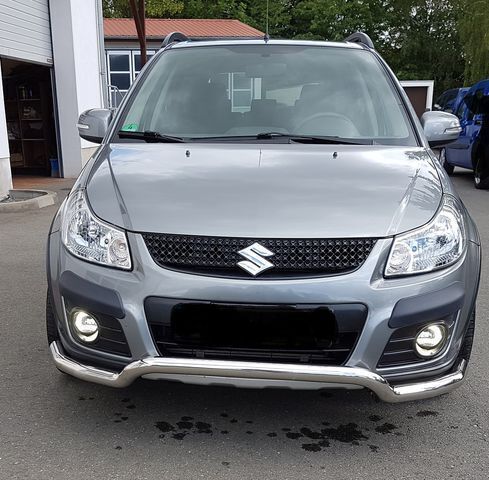 Gebraucht Suzuki SX4 Style 163 PS (119 kW) 2012 Grau metallic Limousine
