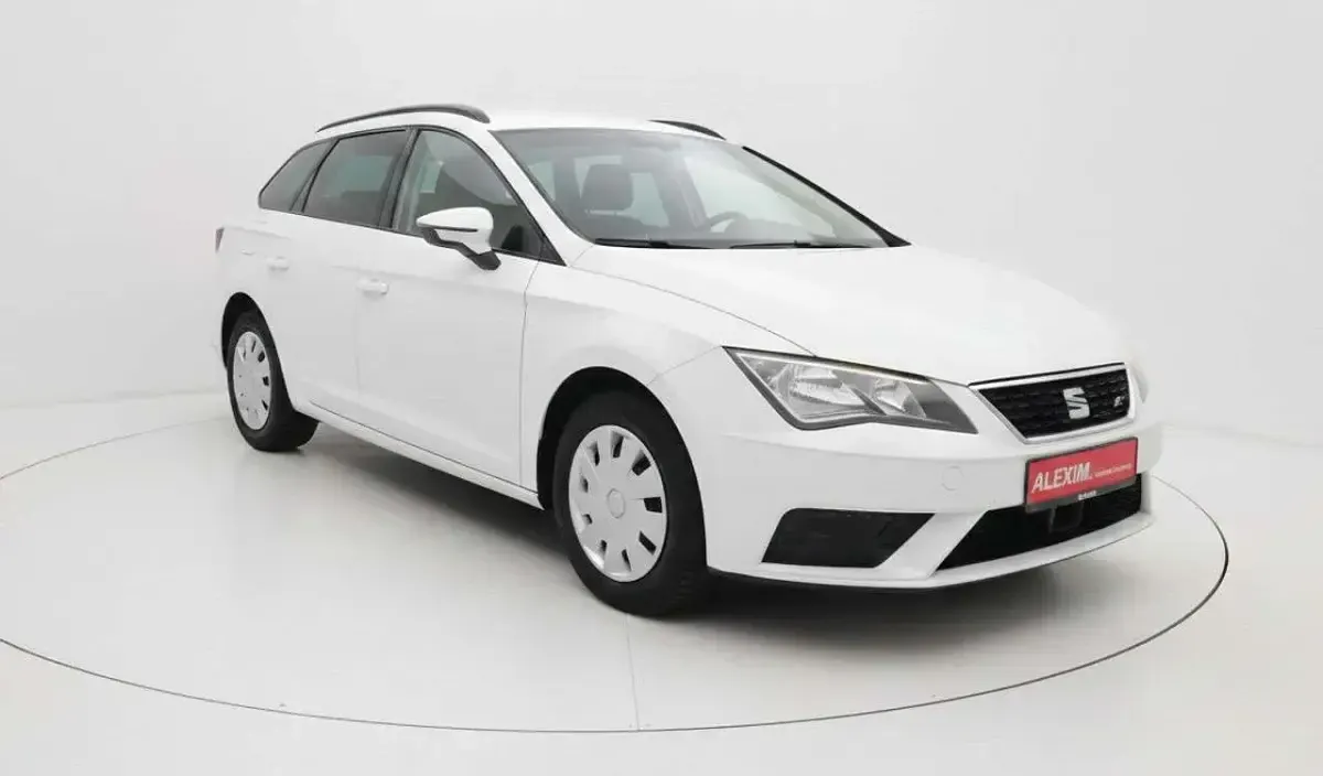 Używany Seat Leon ST Reference 110 KM (80 kW) 2017 Biały Kombi