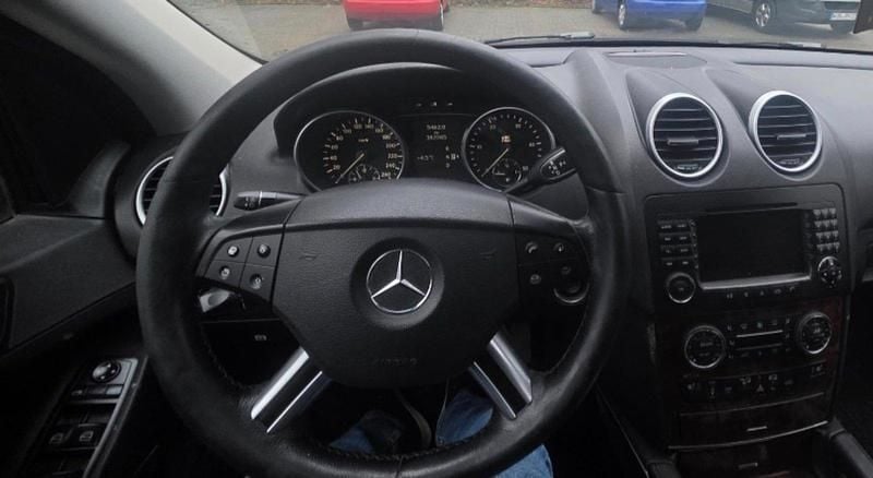 Schwarz Gebraucht 2008 Mercedes ML320 SUV | 4.500 € (Superpreis) - Bild 1/4