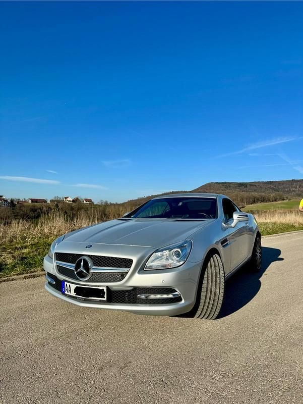 Gebraucht Mercedes SLK200 184 PS (135 kW) 2011 Silber Cabrio