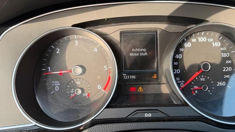 Gebraucht VW Passat Highline 150 PS (110 kW) 2019 Schwarz Kombi