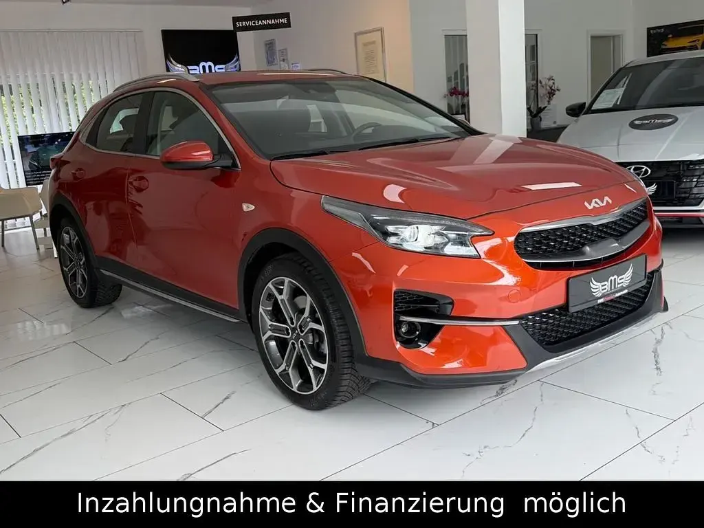 Gebraucht Kia XCeed Vision 160 PS (117 kW) 2021 Orange SUV