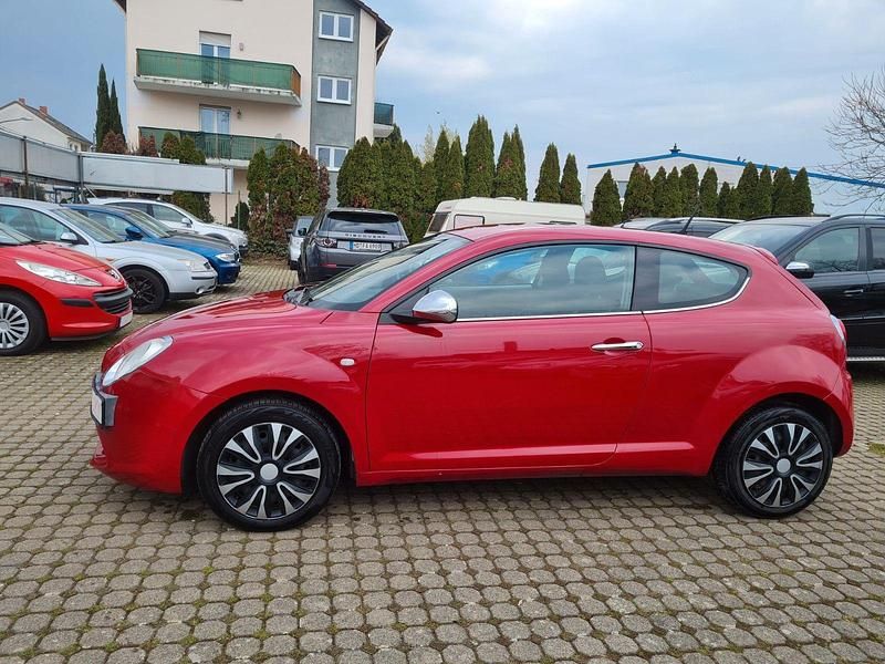 Gebraucht Alfa Romeo GT Junior 95 PS (69 kW) 2010 Rot Limousine