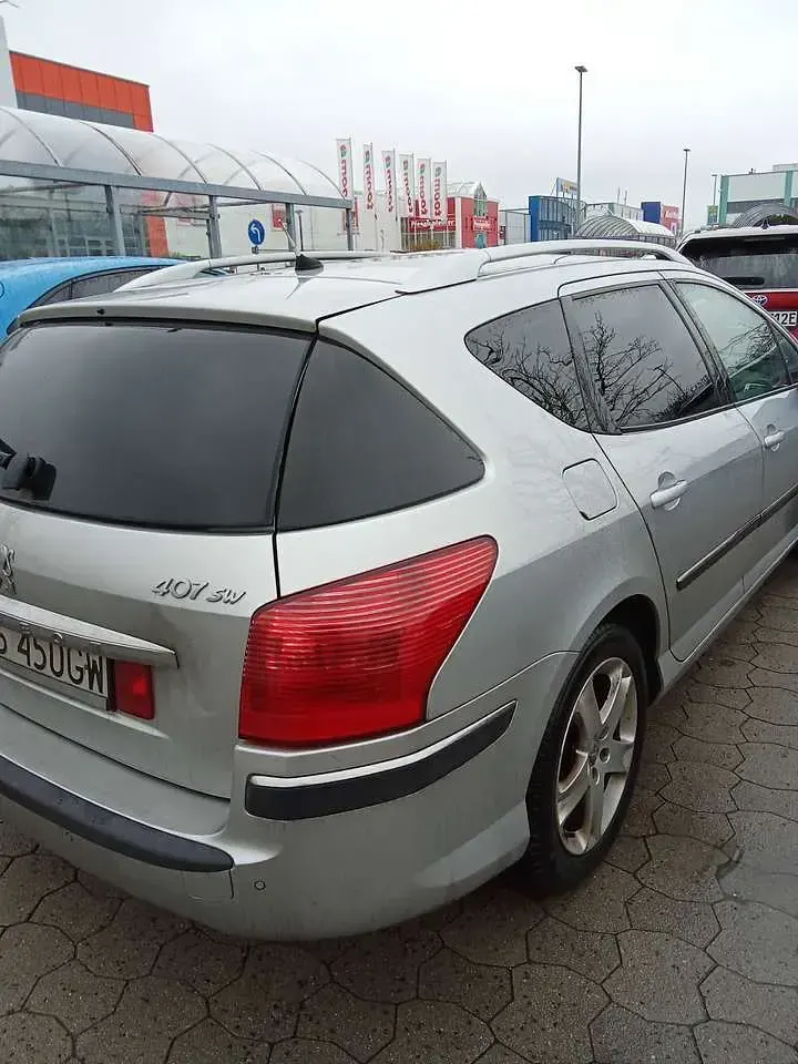 Gebraucht Peugeot 407 Tendance 136 PS (100 kW) 2008 Grau Kombi