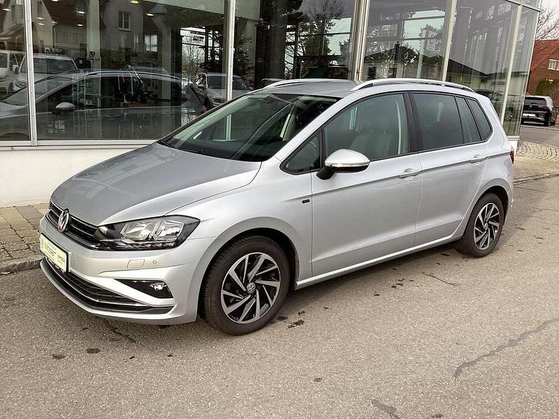 Silber Gebraucht 2018 VW Golf Sportsvan Join Van / Kleinbus | 13.990 € (Fairer Preis) - Bild 1/4