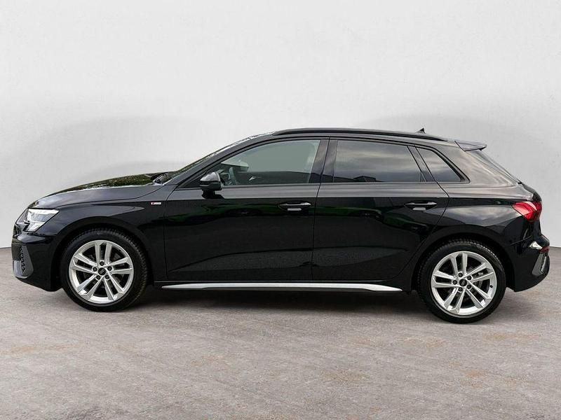 Gebraucht Audi A3 S-Line 116 PS (85 kW) 2024 Mythosschwarz metallic Limousine