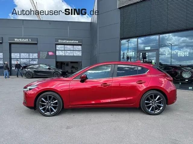Second-hand Mazda 3 Go 120 CP (88 kW) 2017 Roșu Berlinǎ