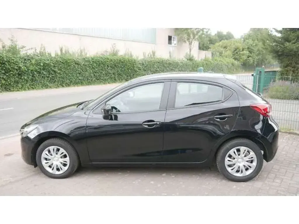 Gebraucht Mazda 2 Prime-Line 75 PS (55 kW) 2016 Onyxschwarz (metallic) Kleinwagen