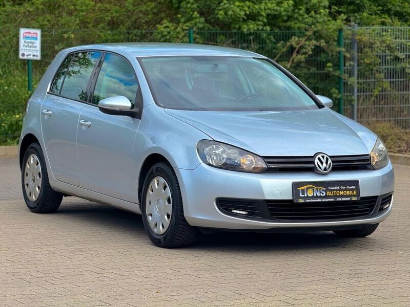 Silber Gebraucht 2009 VW Golf VI Trendline Limousine | 4.999 € (Fairer Preis) - Bild 1/4