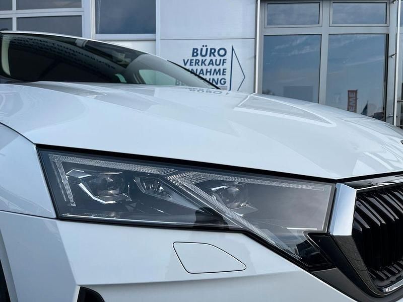 Neu Skoda Octavia Selection 150 PS (110 kW) 2026 Weiß Kombi