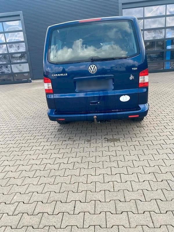 Gebraucht VW T5 101 PS (74 kW) 2006 Blau Van