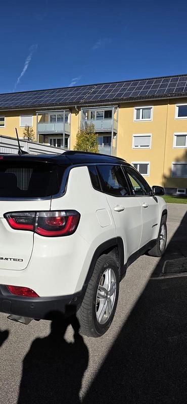 Usado Jeep Compass Limited 189 HP (139 kW) 2020 Branco SUV
