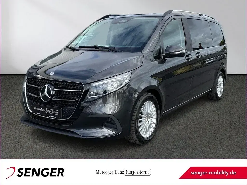 Używany Mercedes V220 Style 163 KM (119 kW) 2025 Minivan