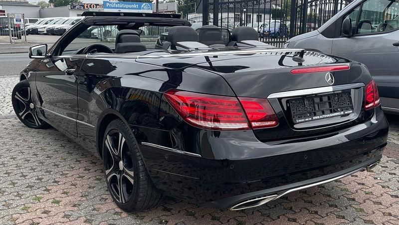 Gebraucht Mercedes E350 258 PS (189 kW) 2015 Schwarz Cabrio