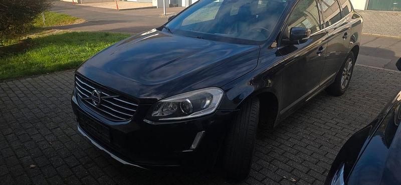 Gebraucht 2013 Volvo XC60 Summum SUV | 10.900 € (Fairer Preis) - Bild 1/4