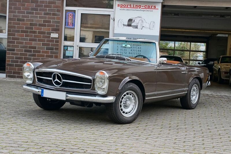 Braun Gebraucht 1967 Mercedes W113 Cabrio | 82.500 € - Bild 1/4