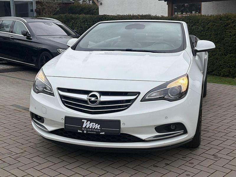 Gebraucht Opel Cascada 140 PS (102 kW) 2016 Weiß Cabrio