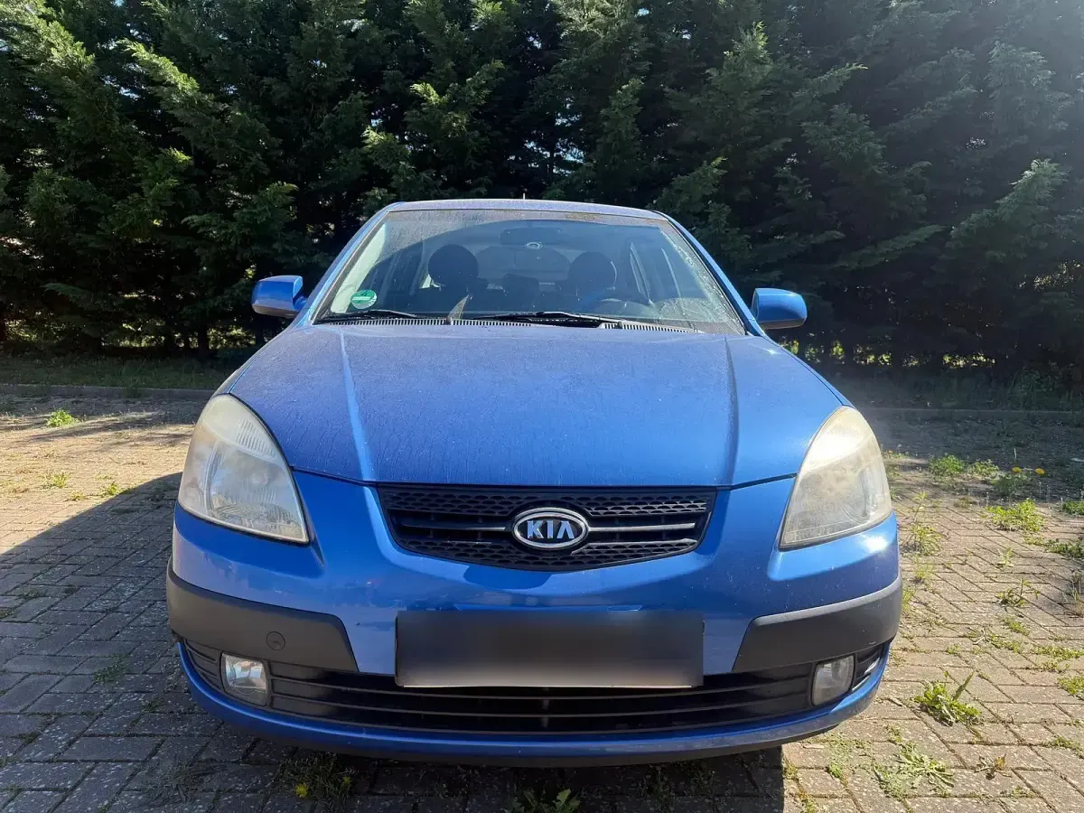Usata Kia Rio 112 CV (82 kW) 2008 Blu Utilitaria