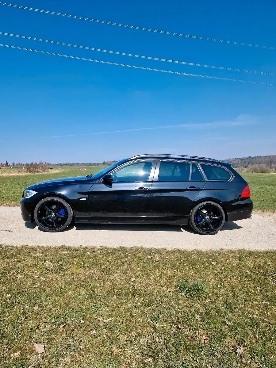 Używany BMW 320 150 KM (110 kW) 2006 Czarny Kombi