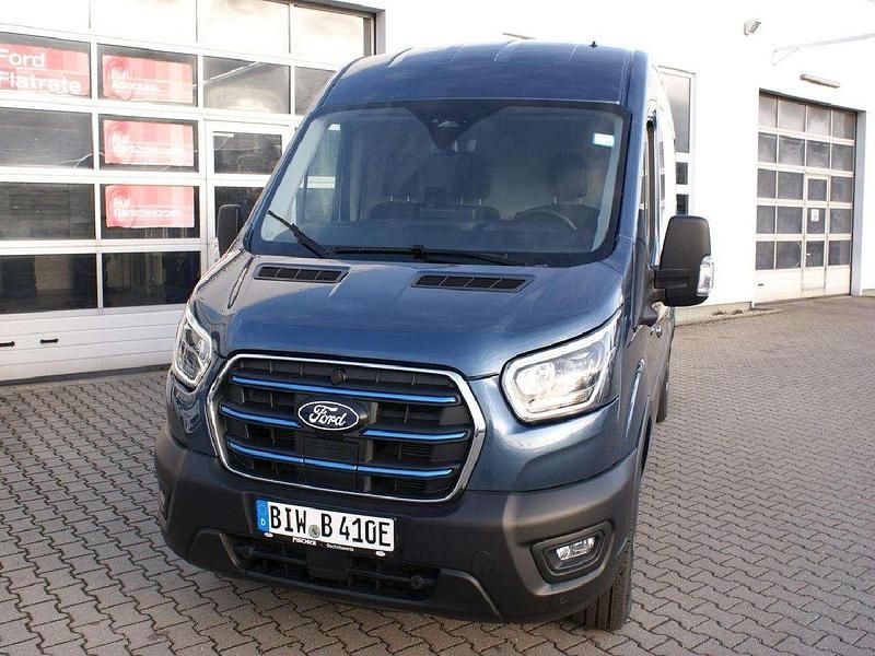 Gebraucht Ford Transit Trend 135 kW (184 PS) 2025 Chromablau metallic Van / Kleinbus