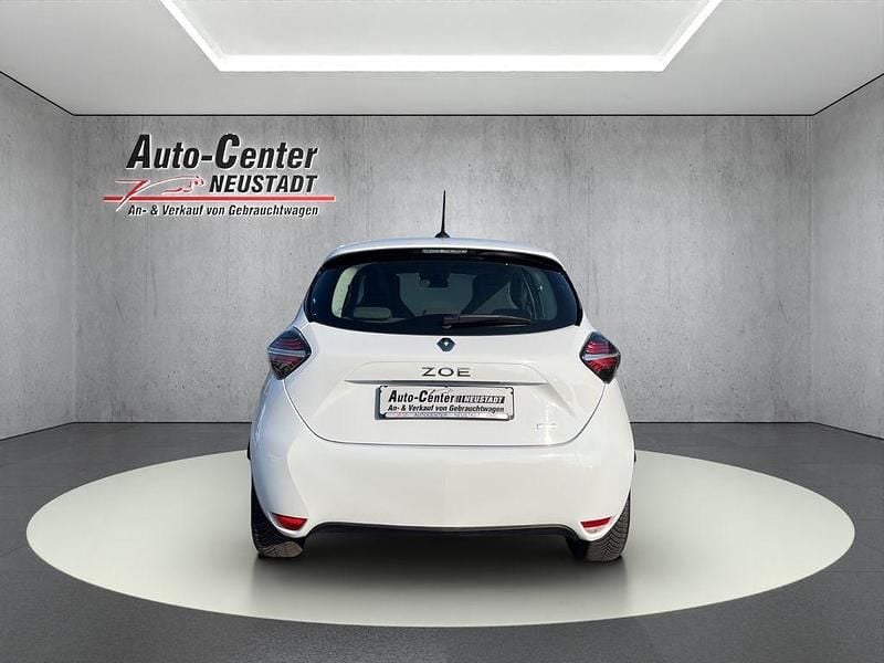 Gebraucht Renault Zoe Evolution 50 kW (69 PS) 2022 Weiß Kleinwagen